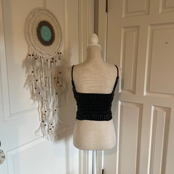 WAYF Black Talia Rodeo Drive Faux Leather Ruched Cami Crop Top – Size S - Picture 6 of 16